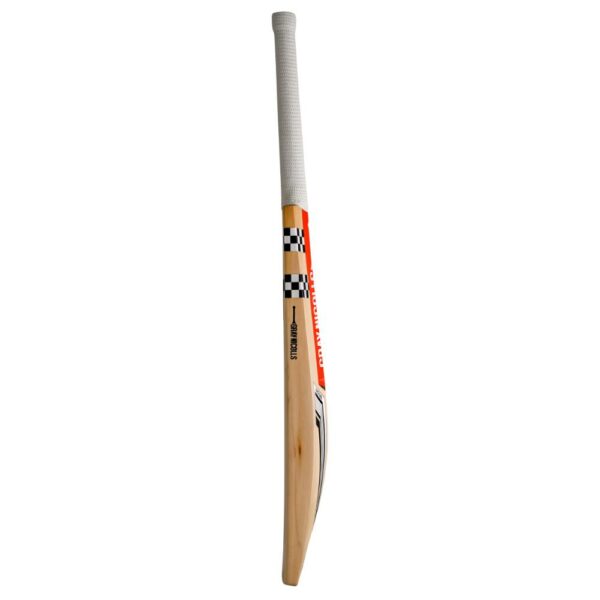 GRAY NICOLLS NOVA 2.0 2000 CRICKET BAT (NATURAL) 2024-25